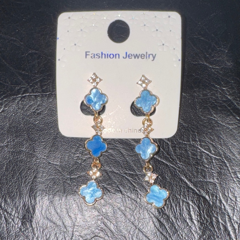 Fashion Jewelry Blue Clover Dangle Earrings with Gold Accents NEW